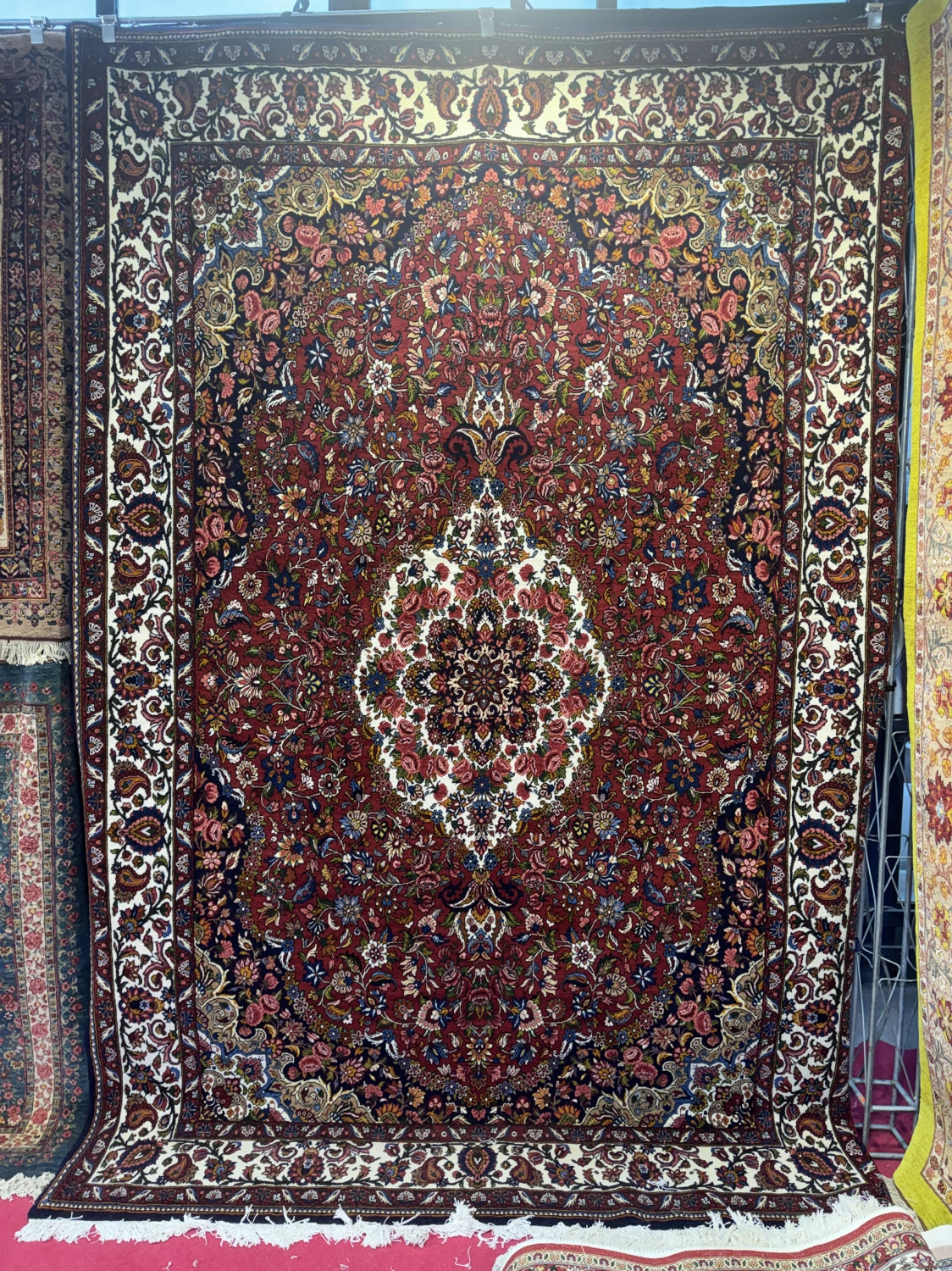 carpet-farshboom-9203579110