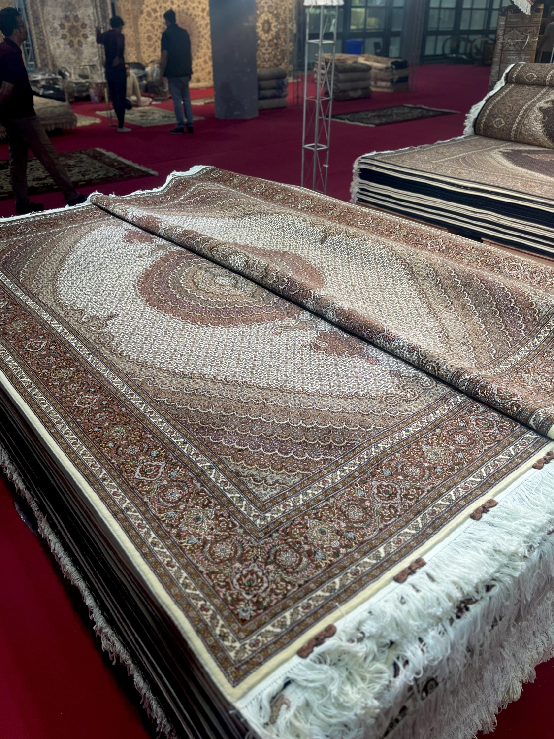 carpet-farshboom-9267557256