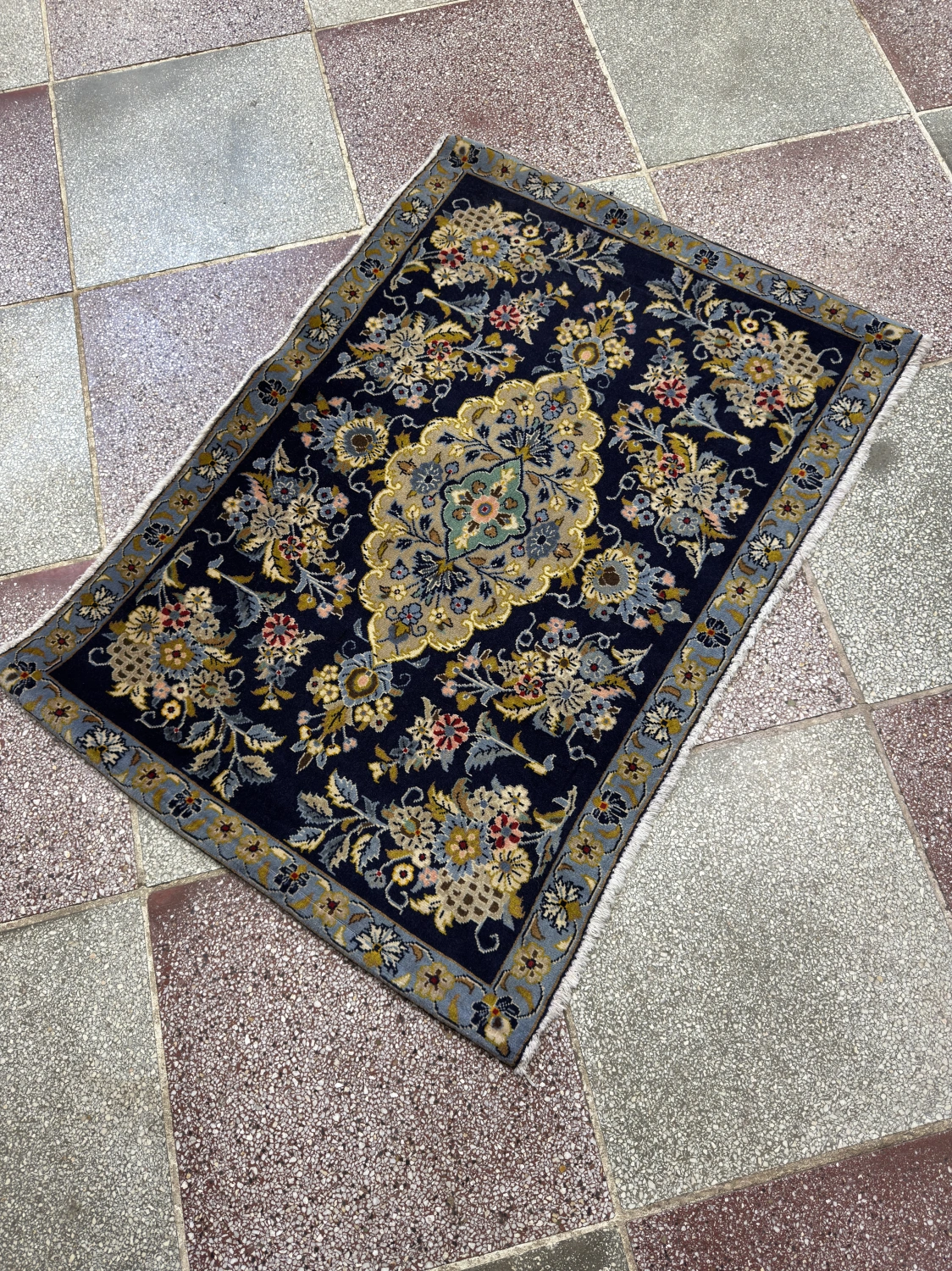 carpet-farshboom-1336855825