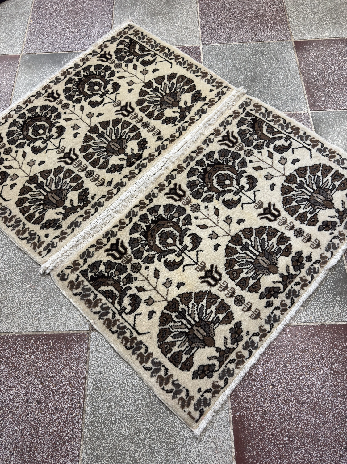 carpet-farshboom-1920187091