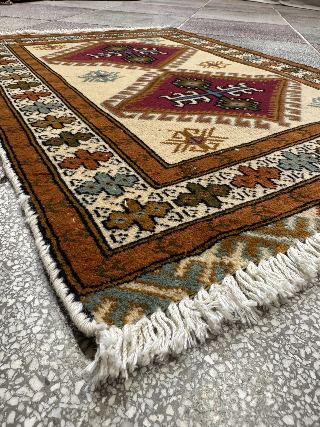 carpet-farshboom-4278343222