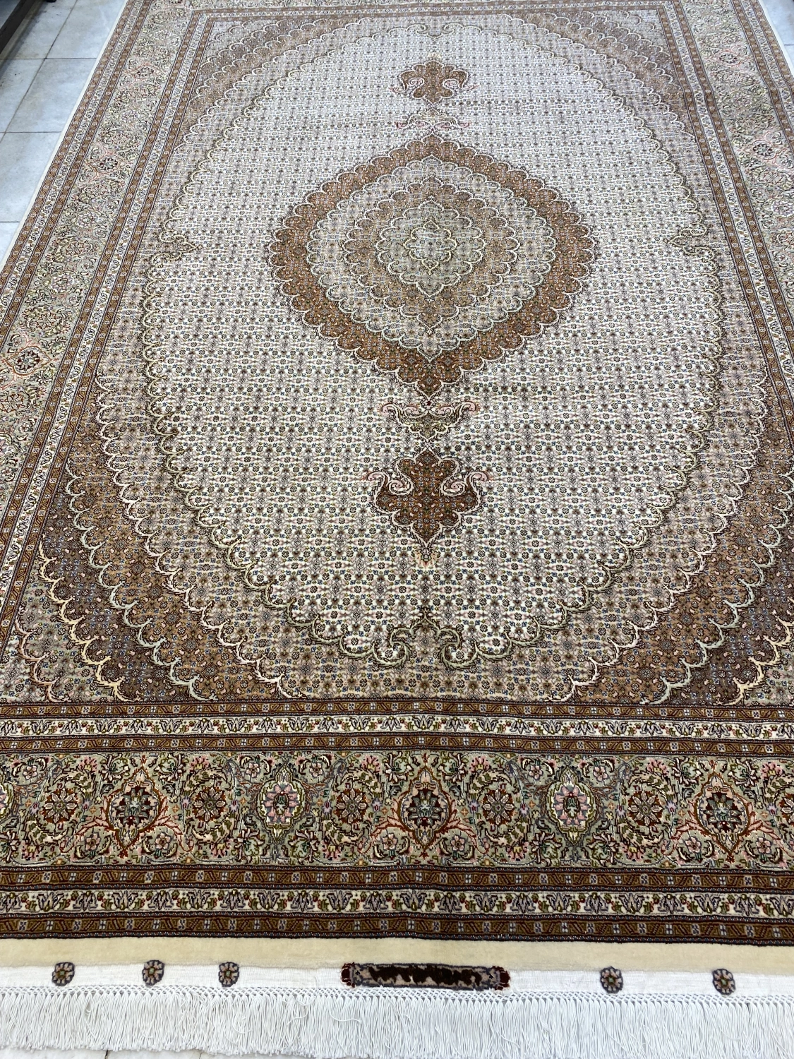 carpet-farshboom-4807503392