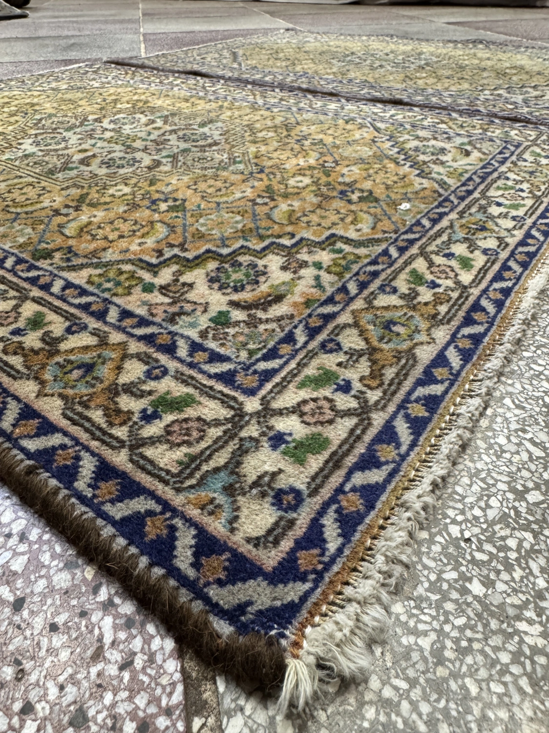 carpet-farshboom-7838729309