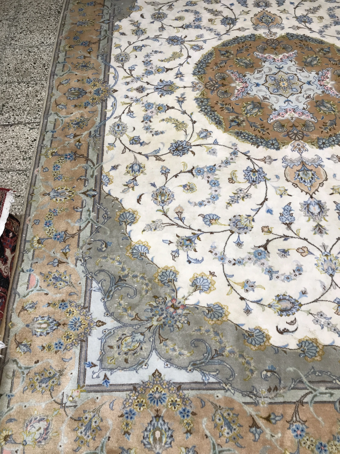 carpet-farshboom-8084528538