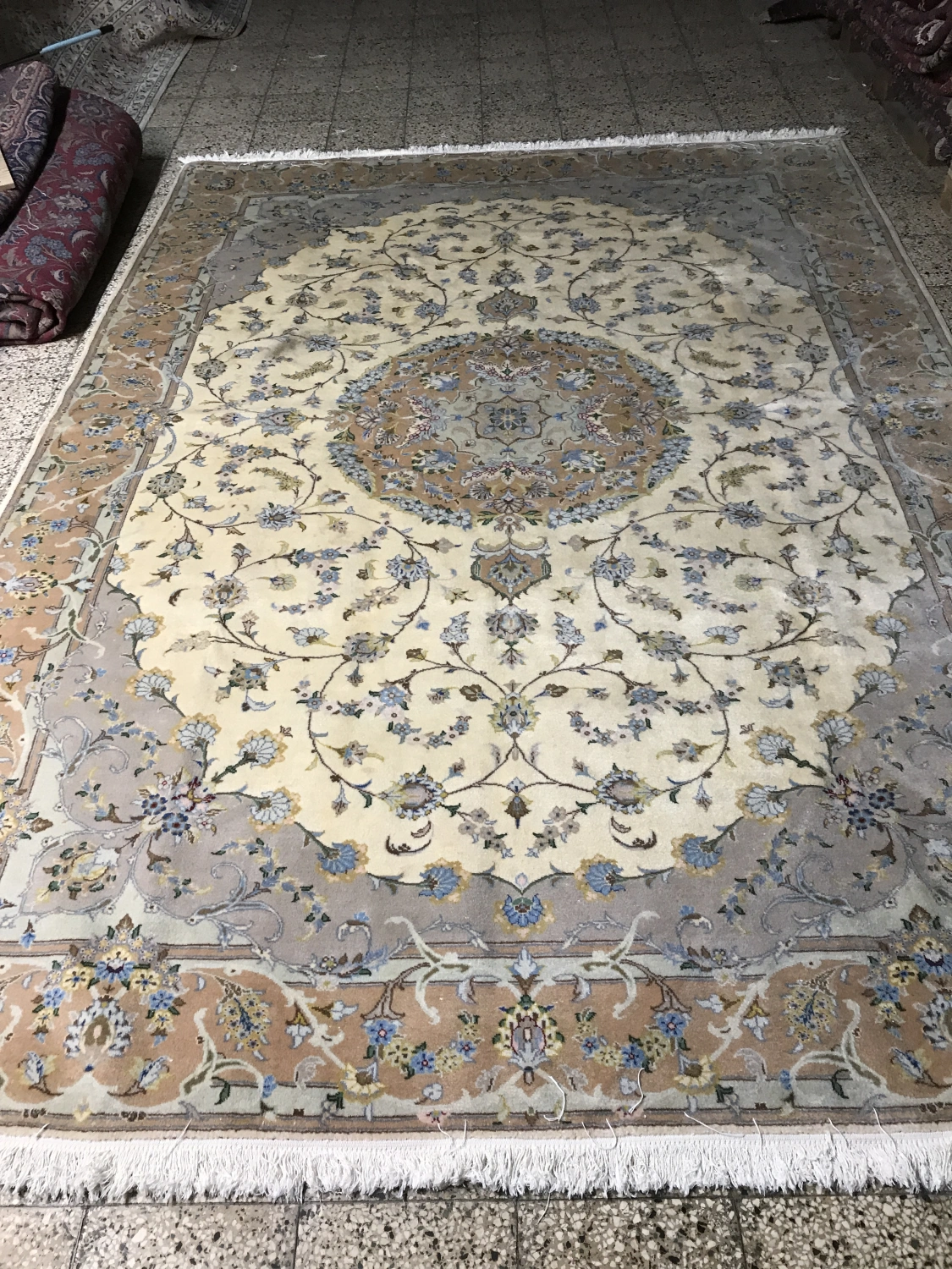 carpet-farshboom-8162933741