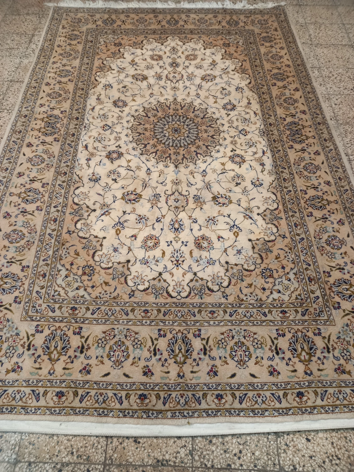 carpet-farshboom-0083490798