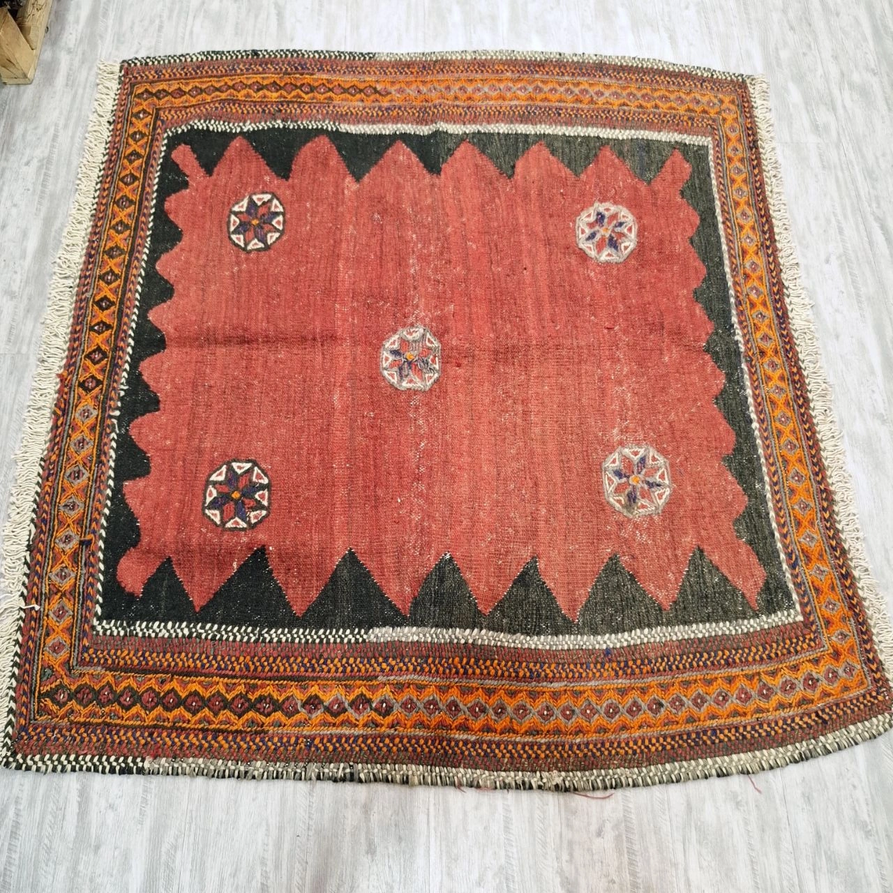 carpet-farshboom-0167319488
