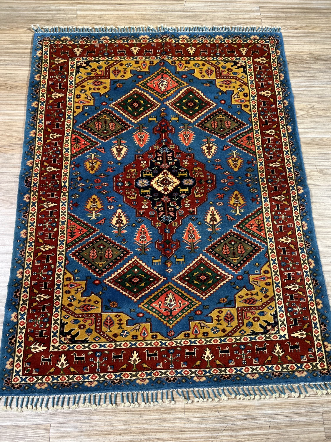 carpet-farshboom-1074772429