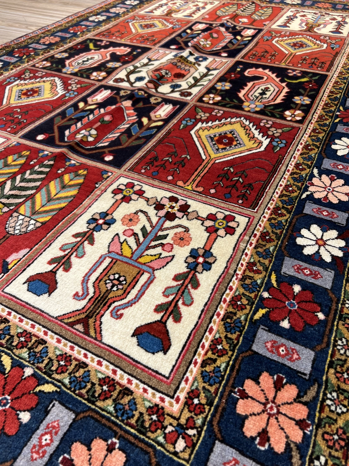 carpet-farshboom-2472314405