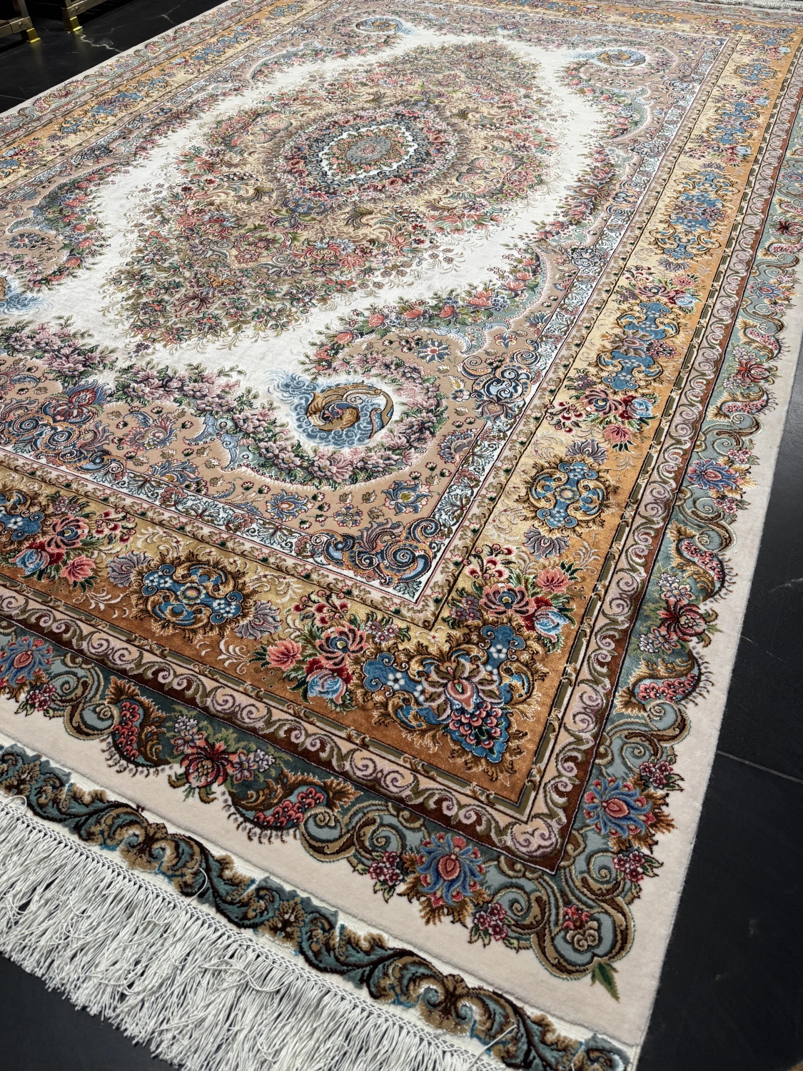 carpet-farshboom-2967701119