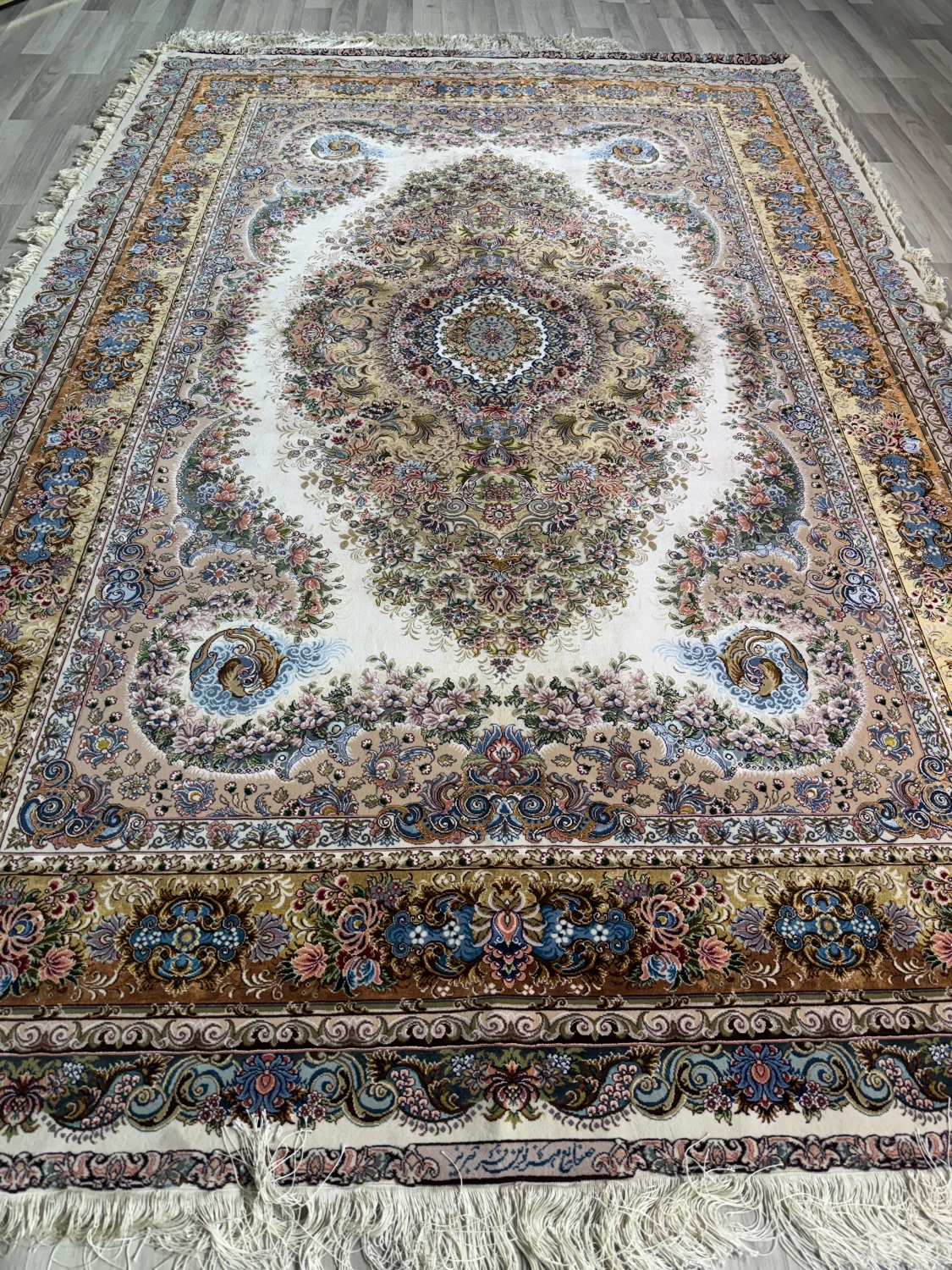 carpet-farshboom-3188880757