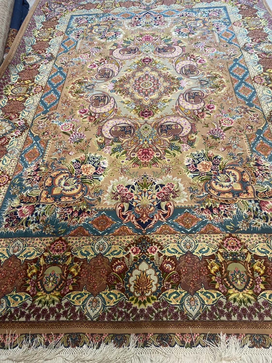 carpet-farshboom-3393598058
