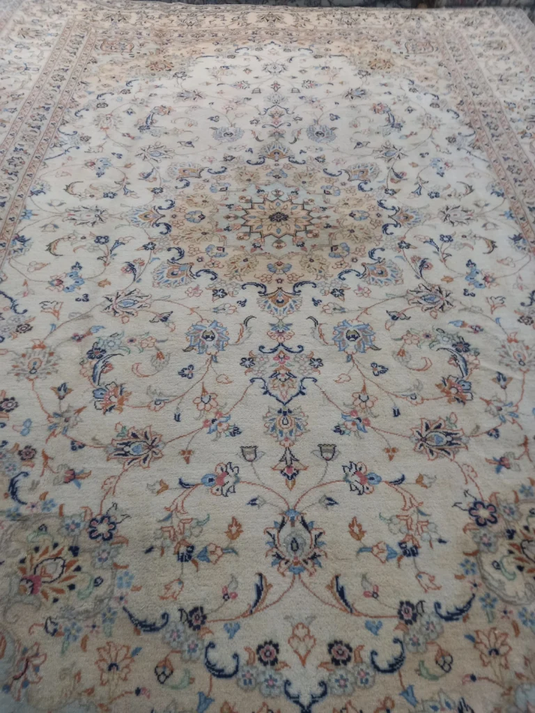 carpet-farshboom-3718270662