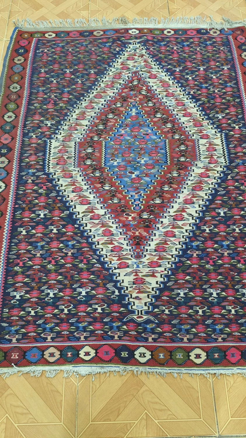 carpet-farshboom-4592589290