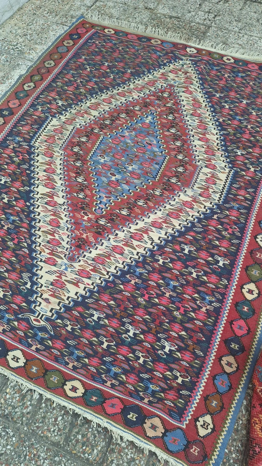 carpet-farshboom-5070539451