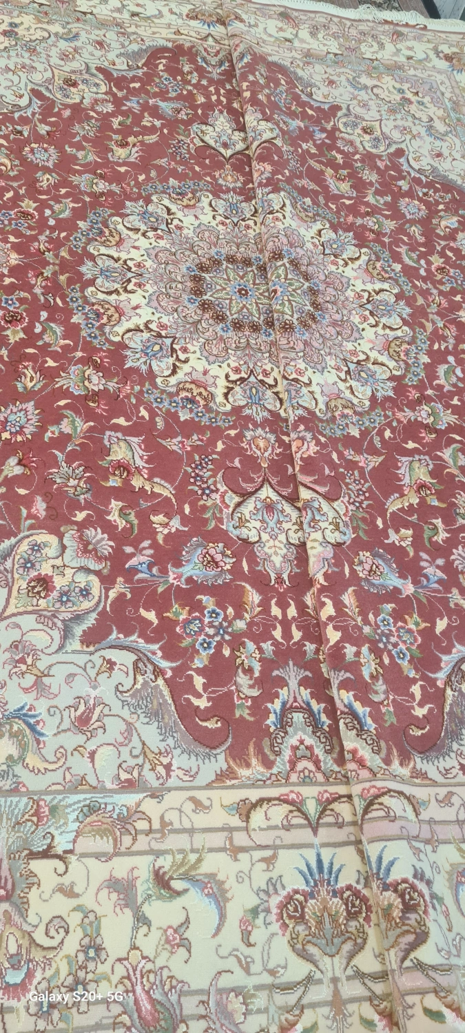 carpet-farshboom-5238420166