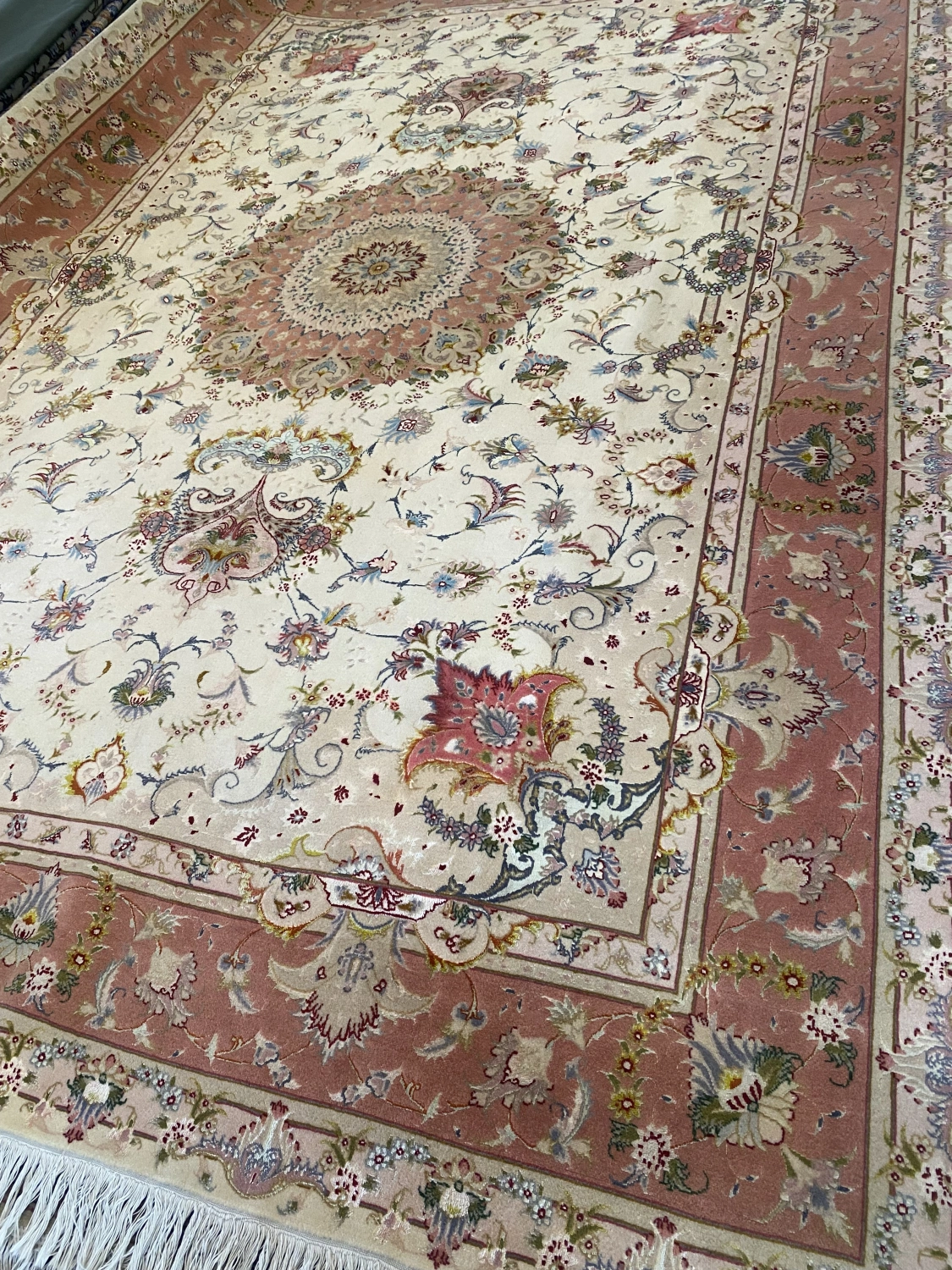carpet-farshboom-5567765606