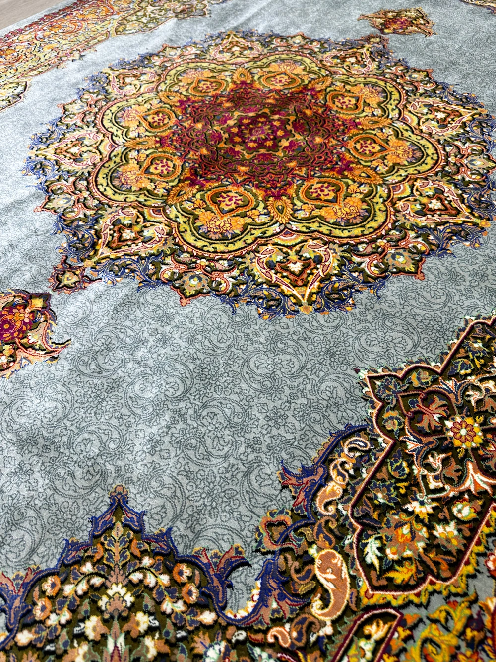 carpet-farshboom-8072488748