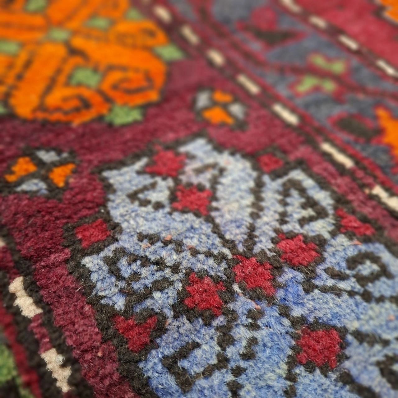 carpet-farshboom-8199749566