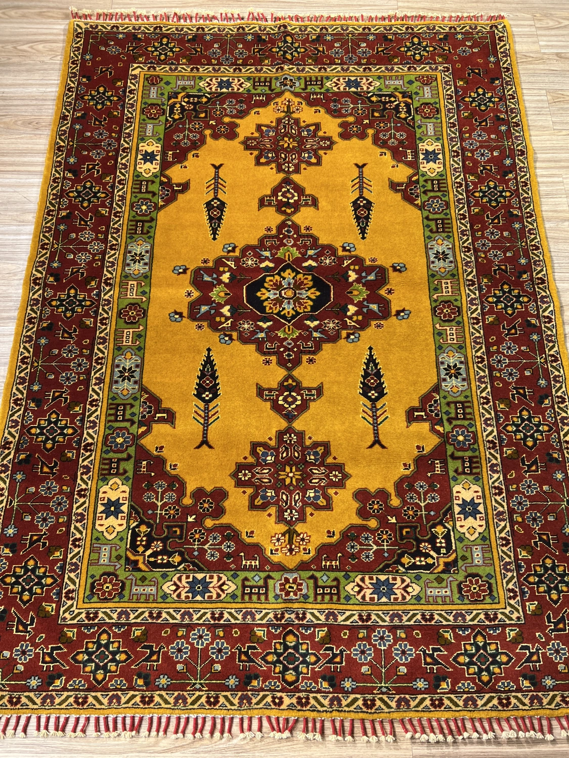 carpet-farshboom-8555588398