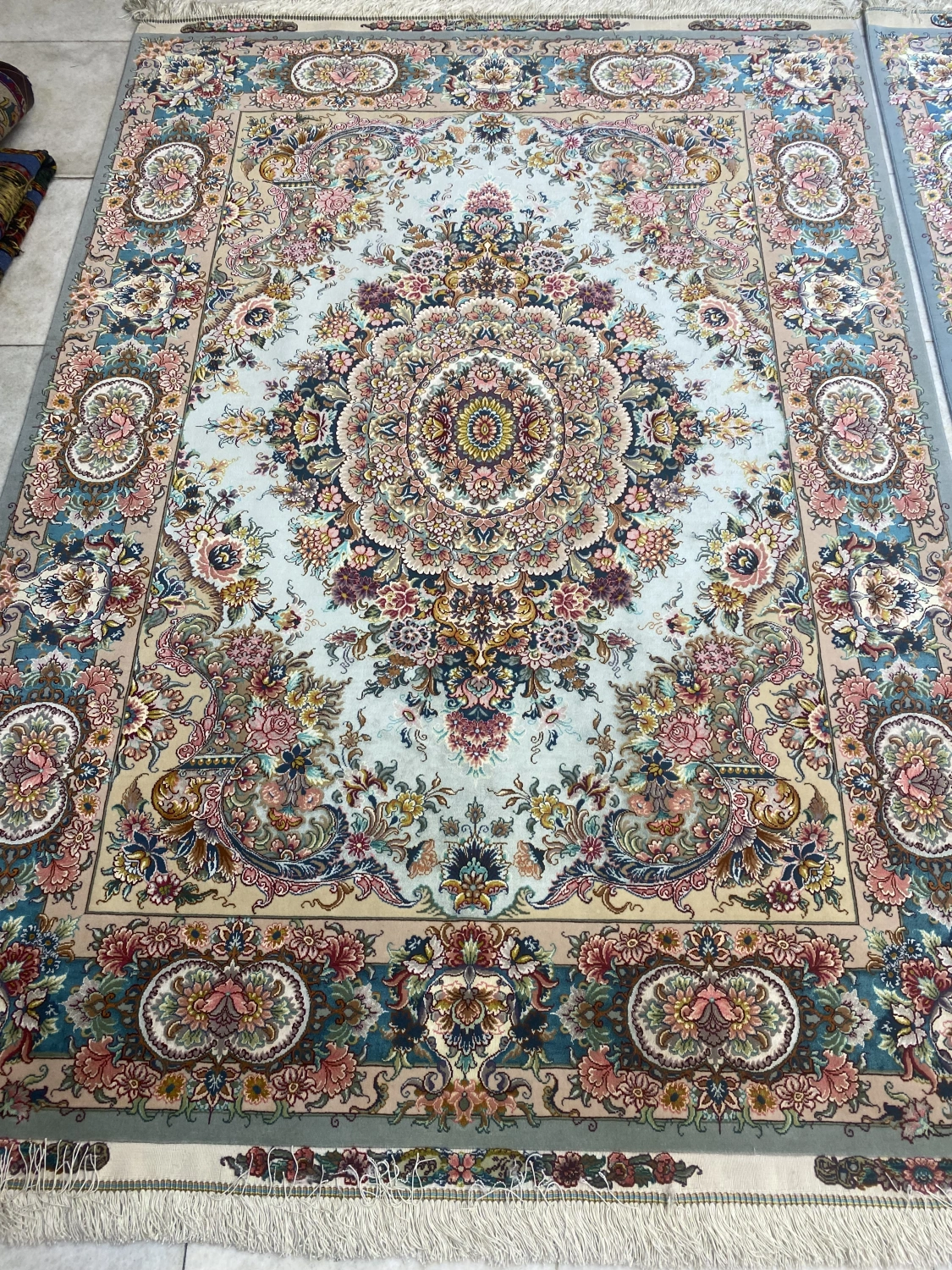 carpet-farshboom-9945577810