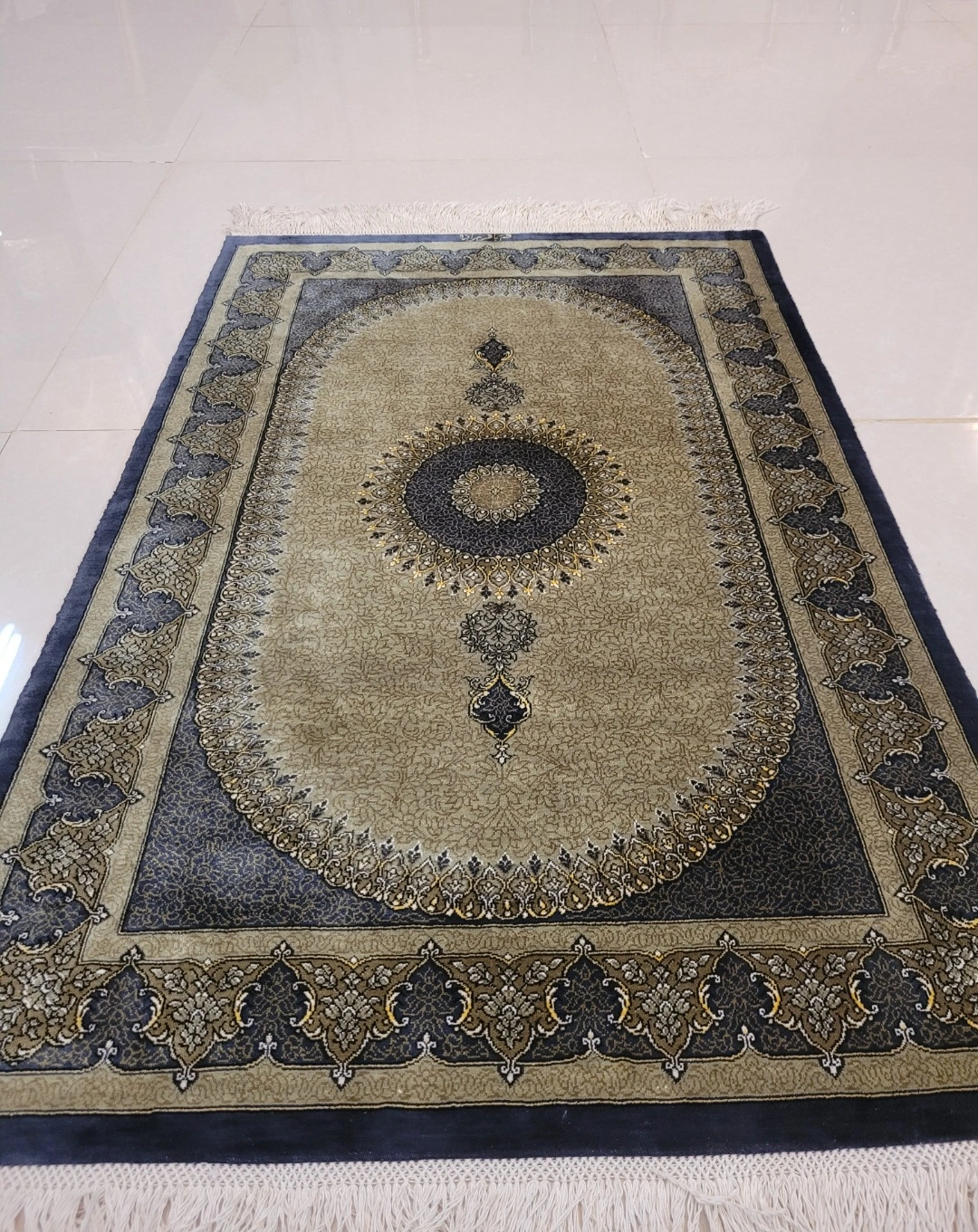carpet-farshboom-1067635677