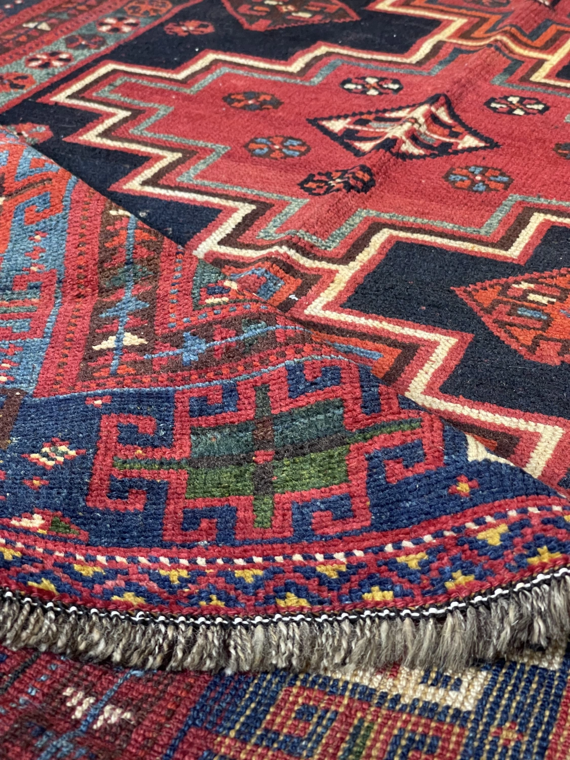 carpet-farshboom-1113422457