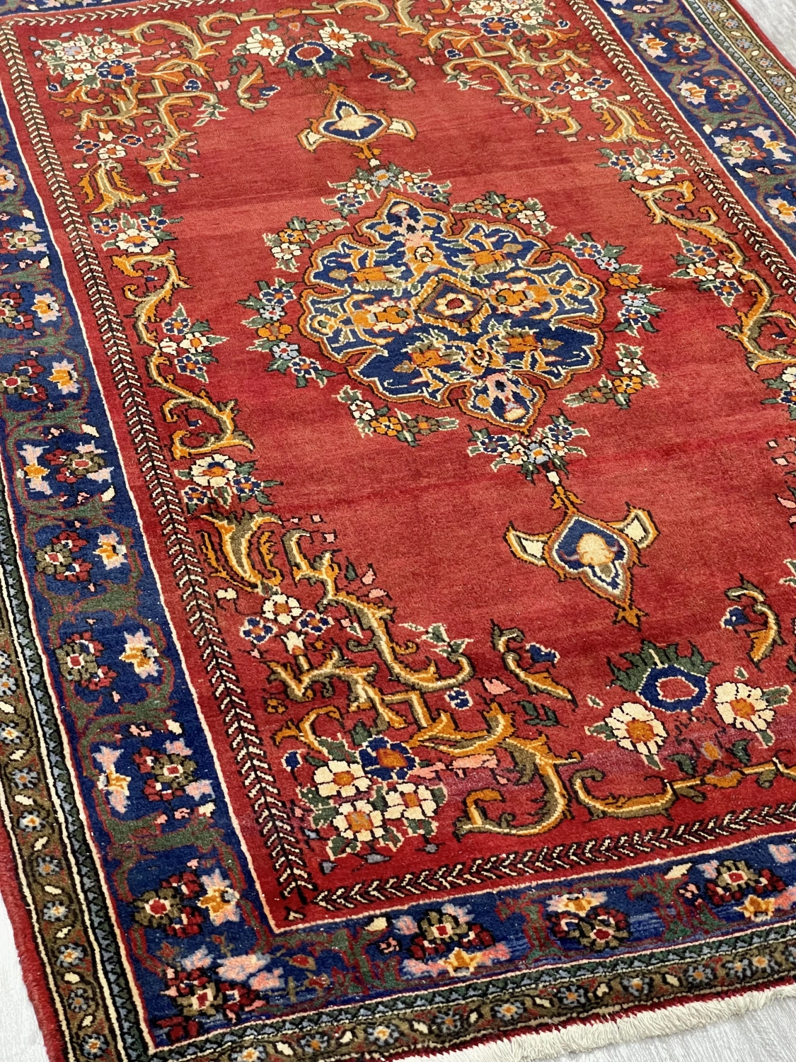 carpet-farshboom-1353560859