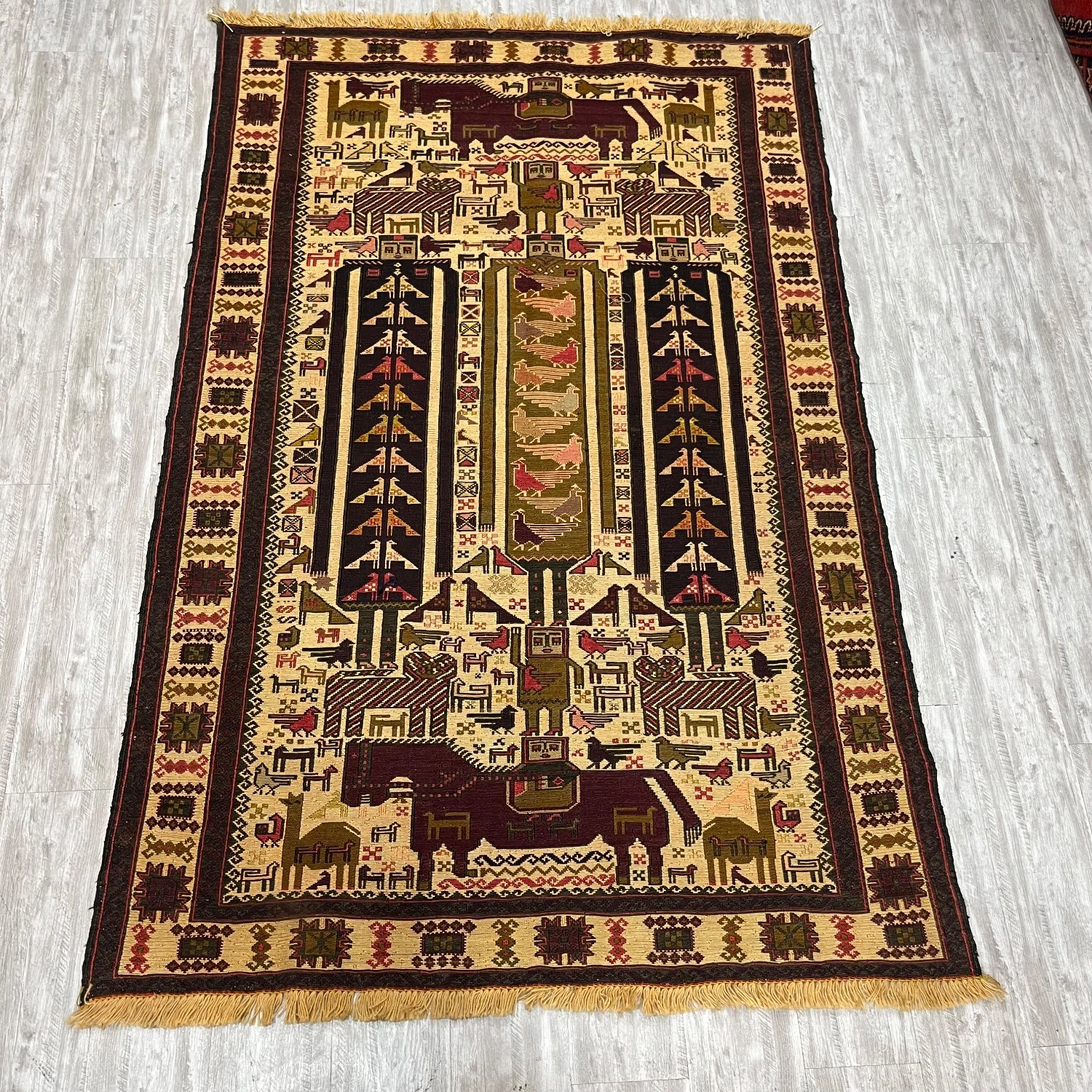 carpet-farshboom-1416005298