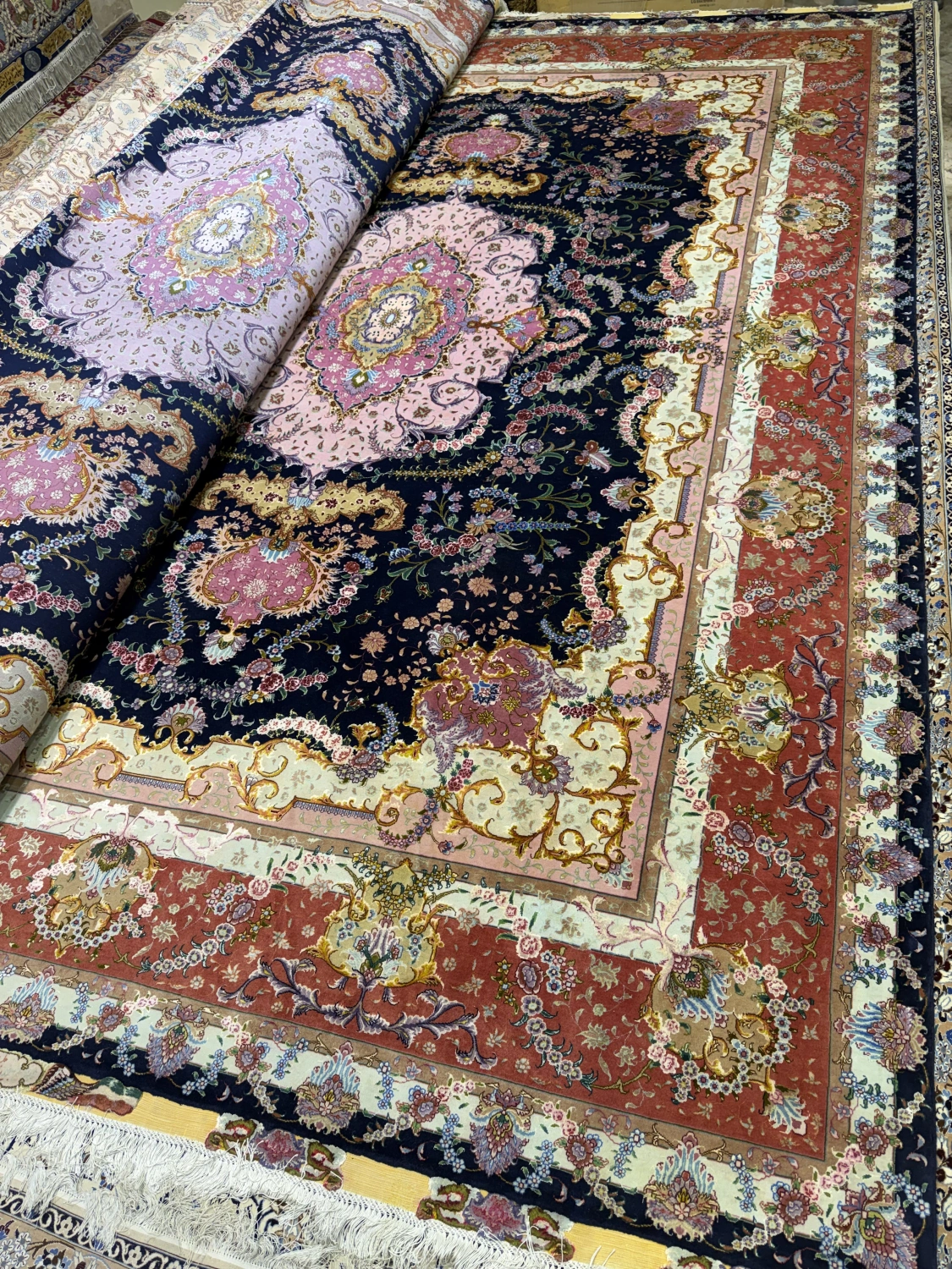 carpet-farshboom-1620361820