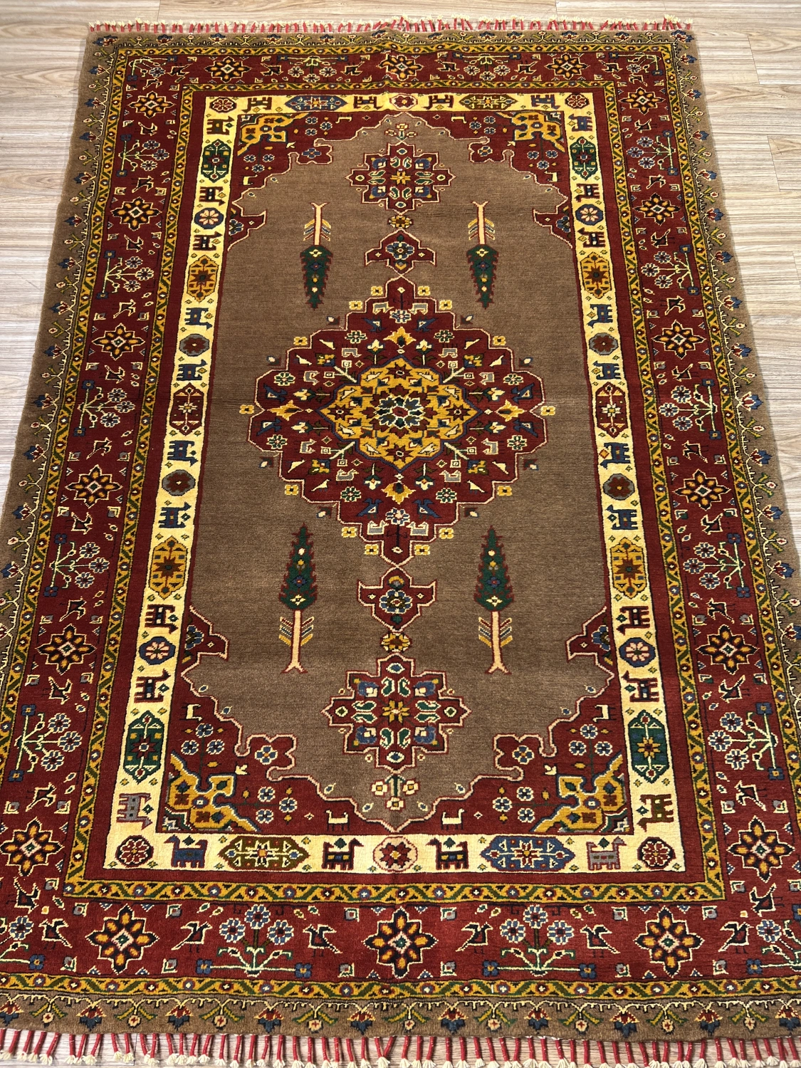 carpet-farshboom-1676015026