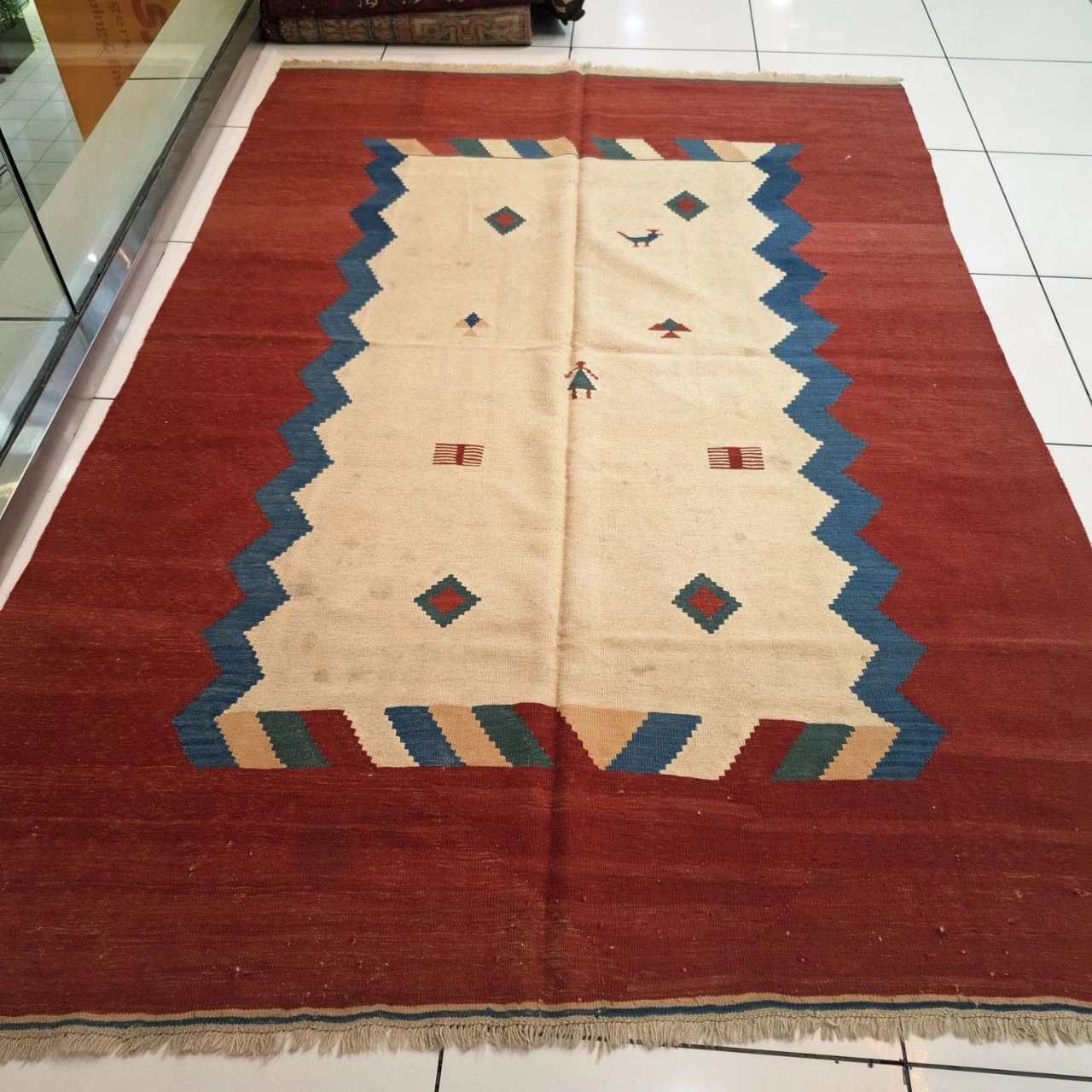 carpet-farshboom-1744006459