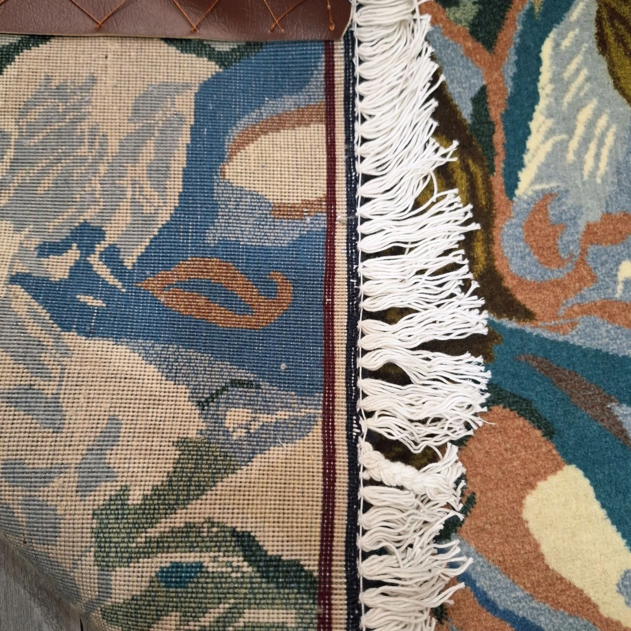 carpet-farshboom-1748941116