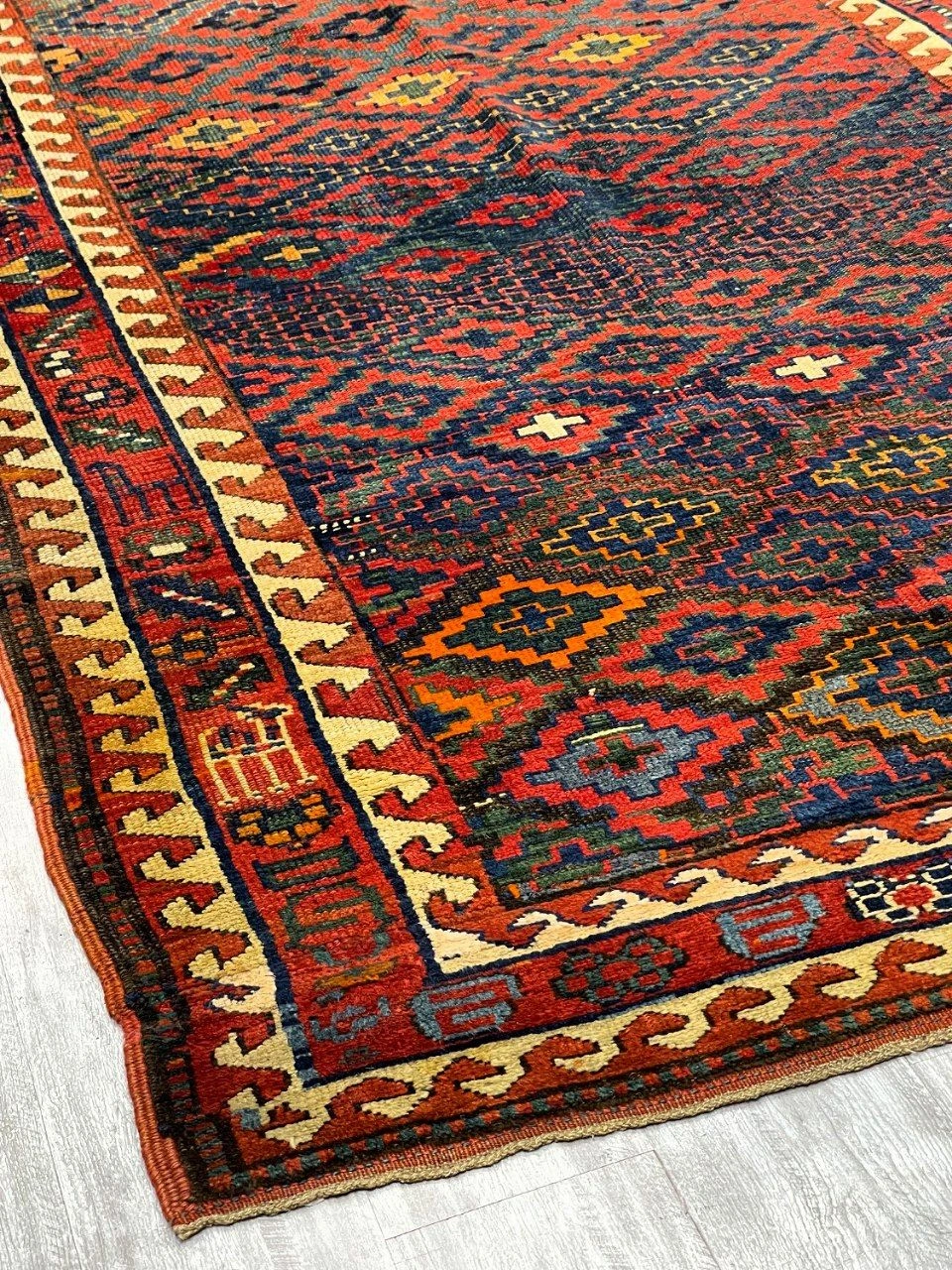 carpet-farshboom-1871883599