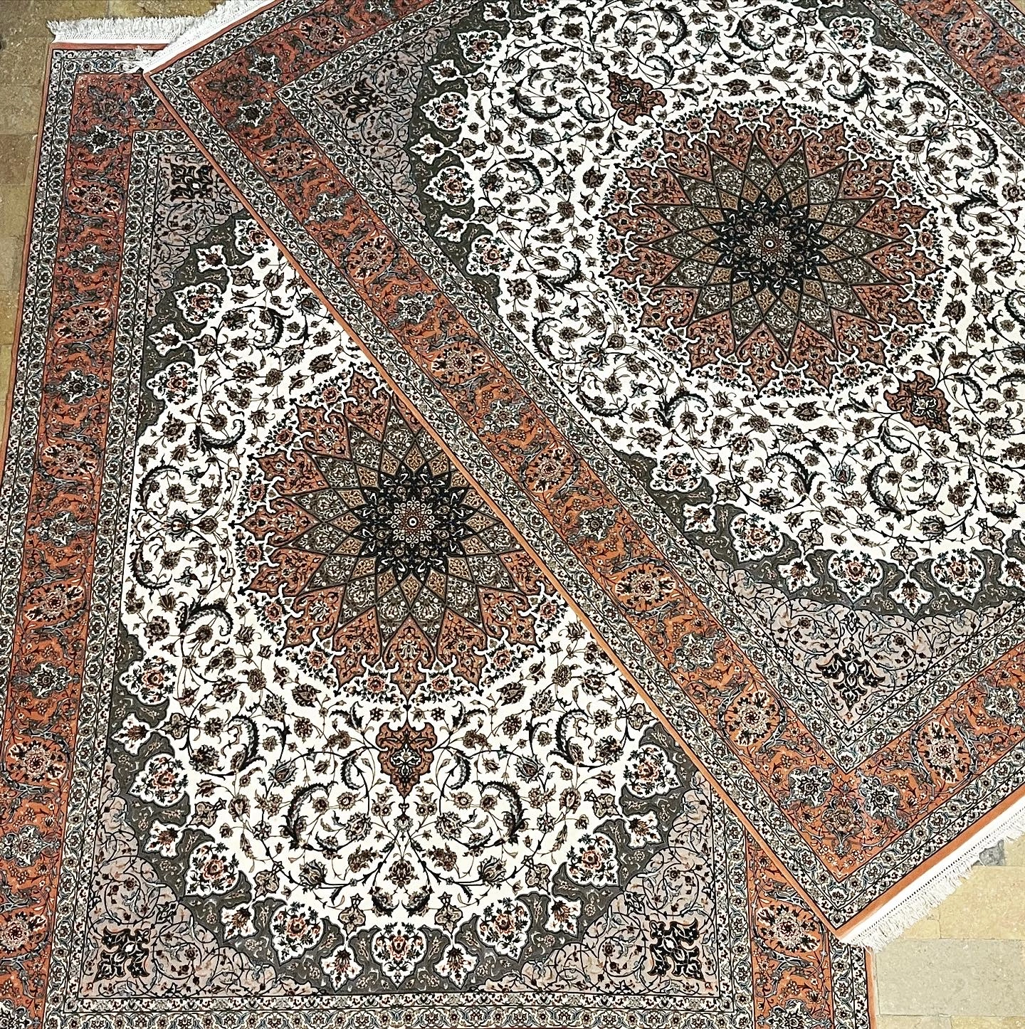 carpet-farshboom-1930416220