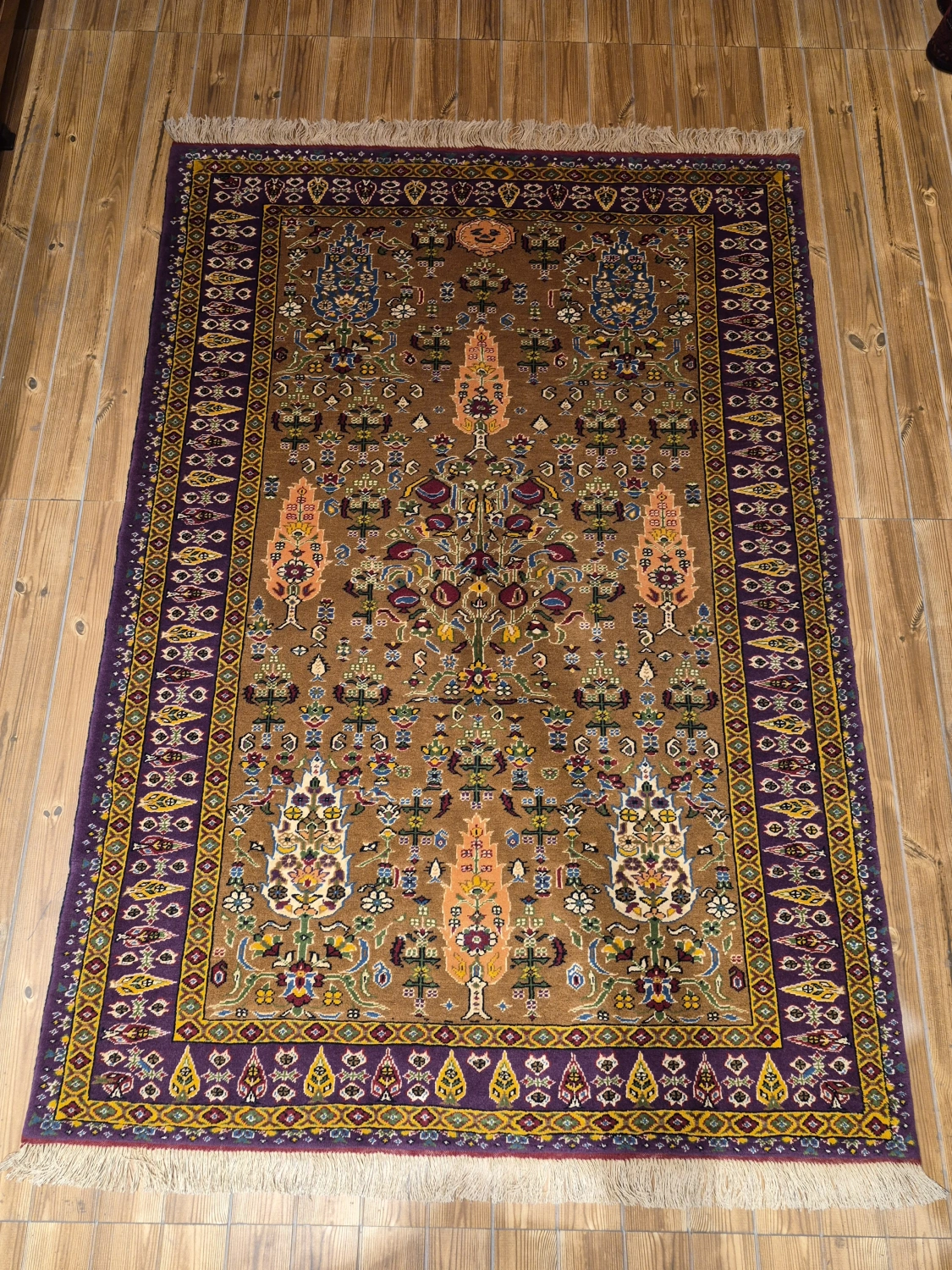 carpet-farshboom-1987284536