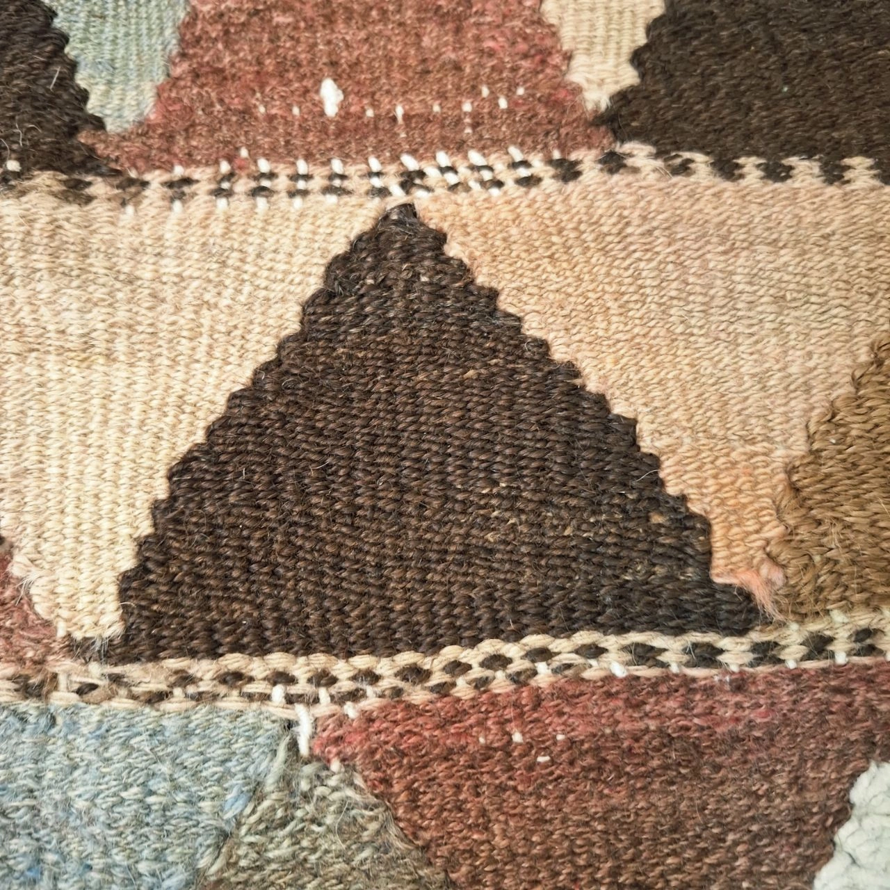 carpet-farshboom-2013781773