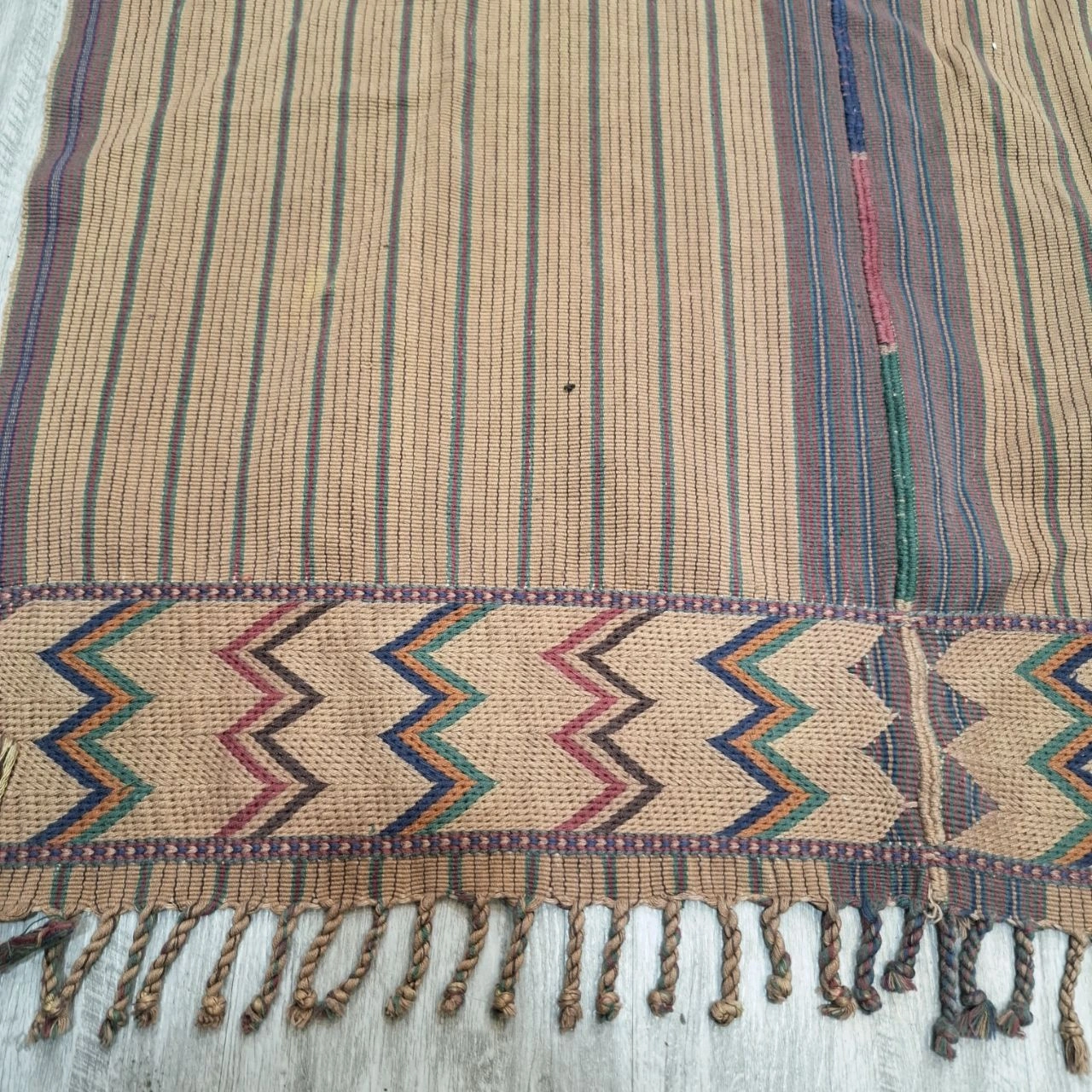carpet-farshboom-2521547212