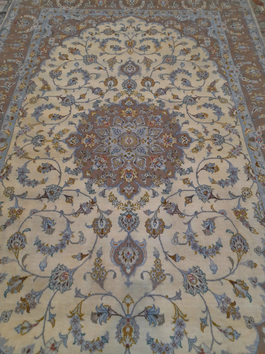 carpet-farshboom-2549298760