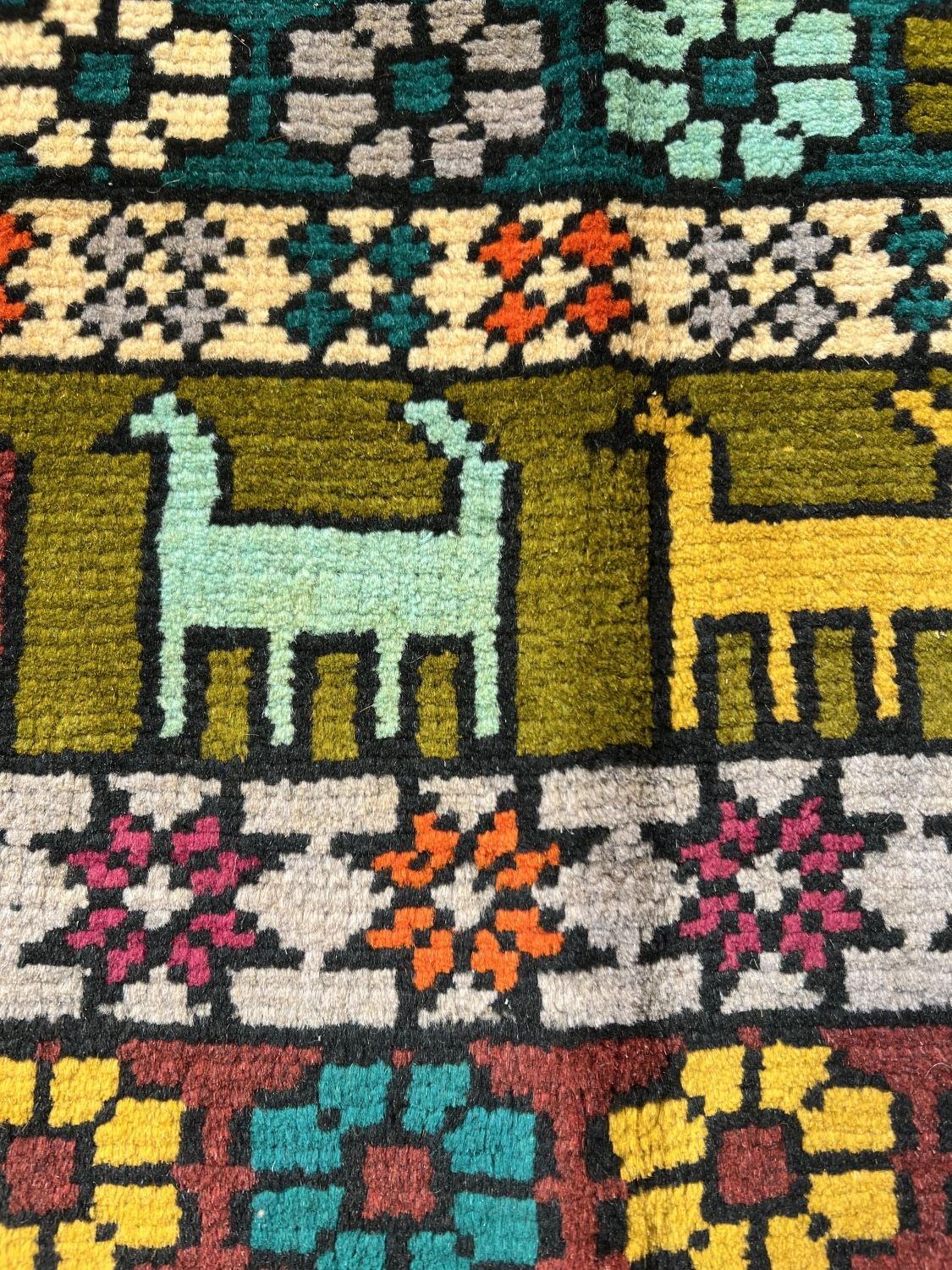 carpet-farshboom-2645419594