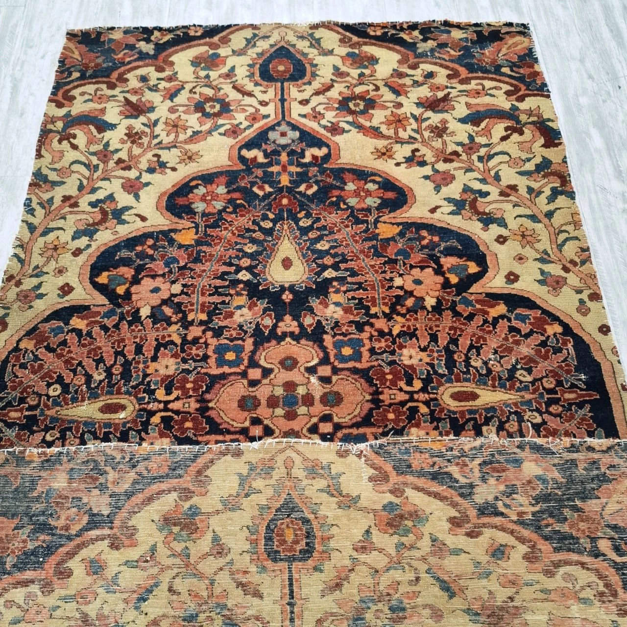 carpet-farshboom-2663614081