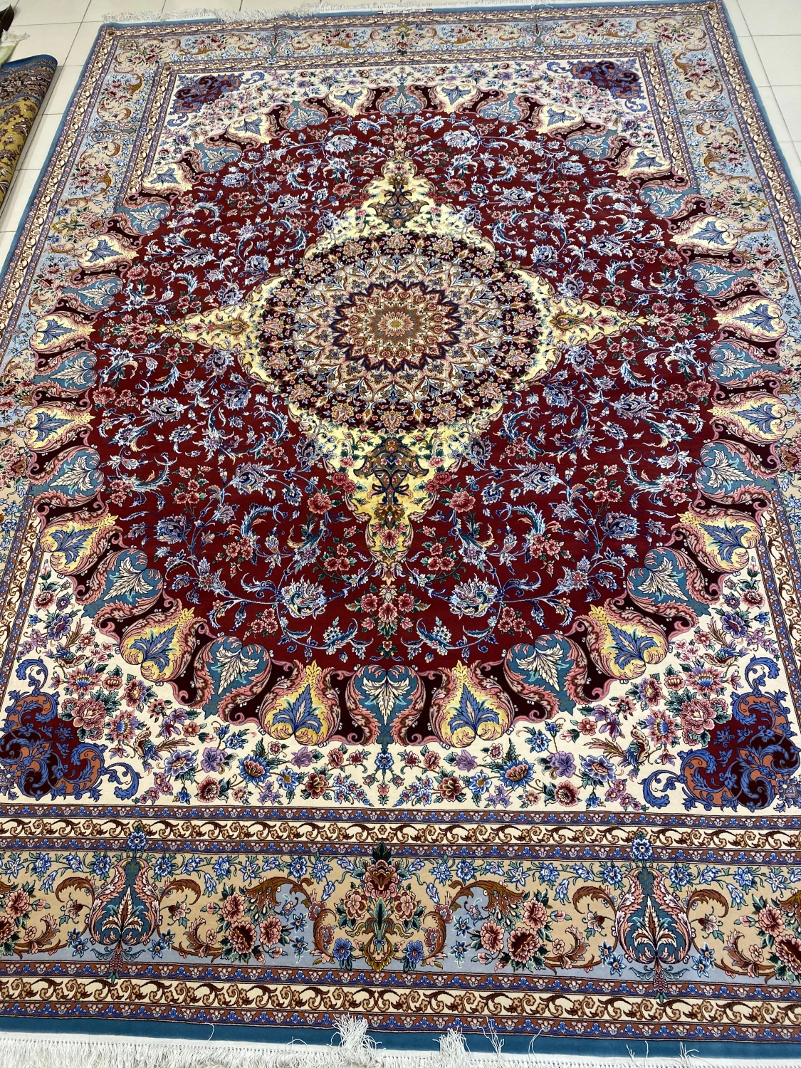 carpet-farshboom-2766862400