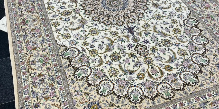 carpet-farshboom-3093984386