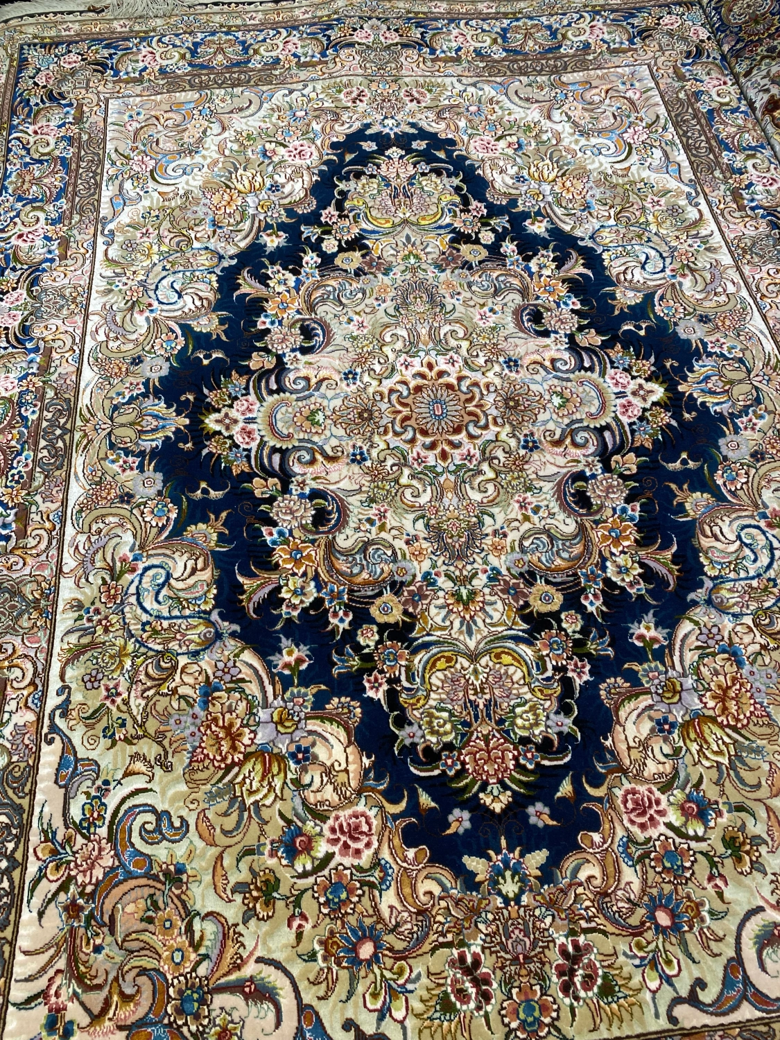 carpet-farshboom-3705851057
