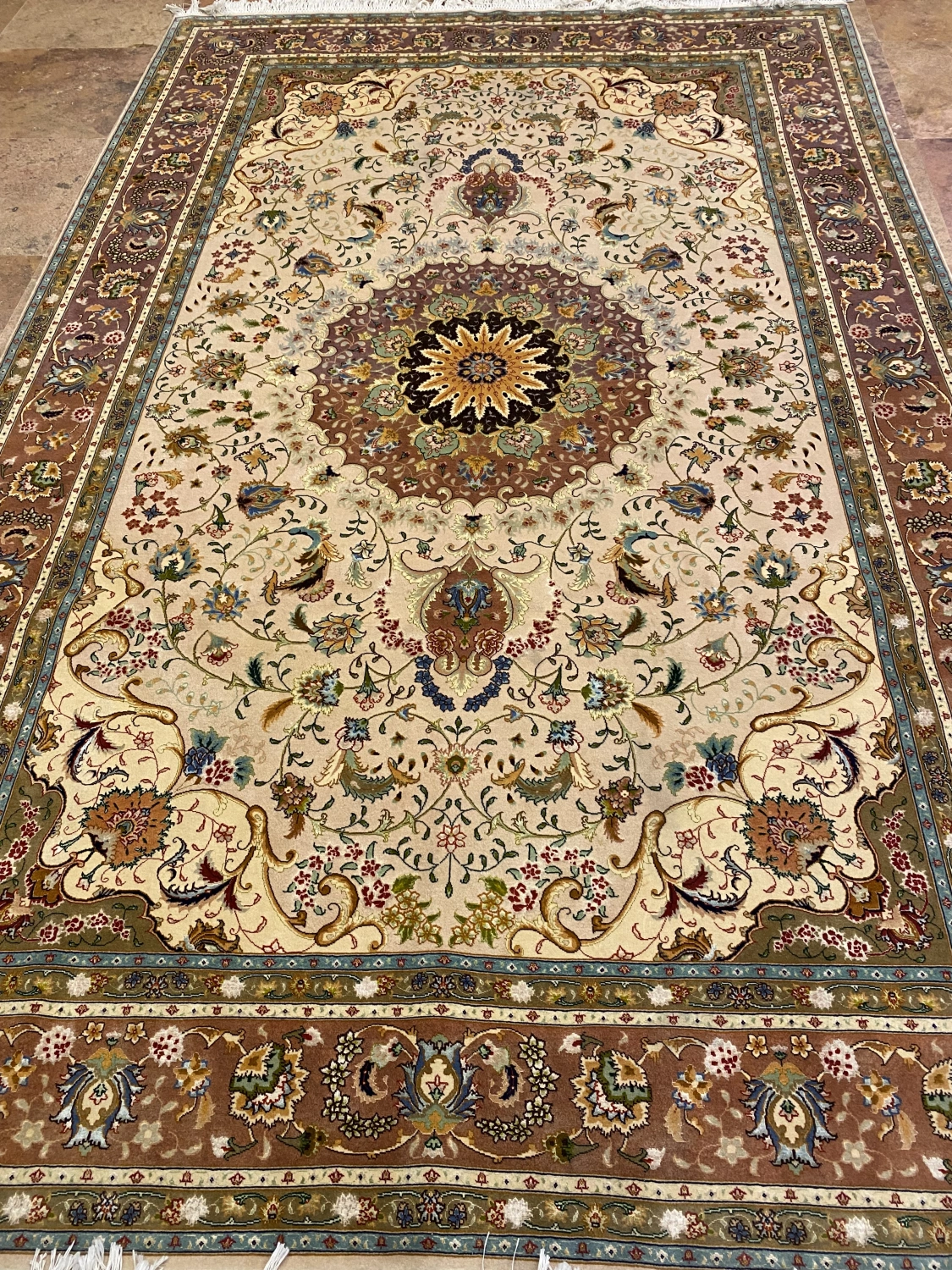 carpet-farshboom-3719393239