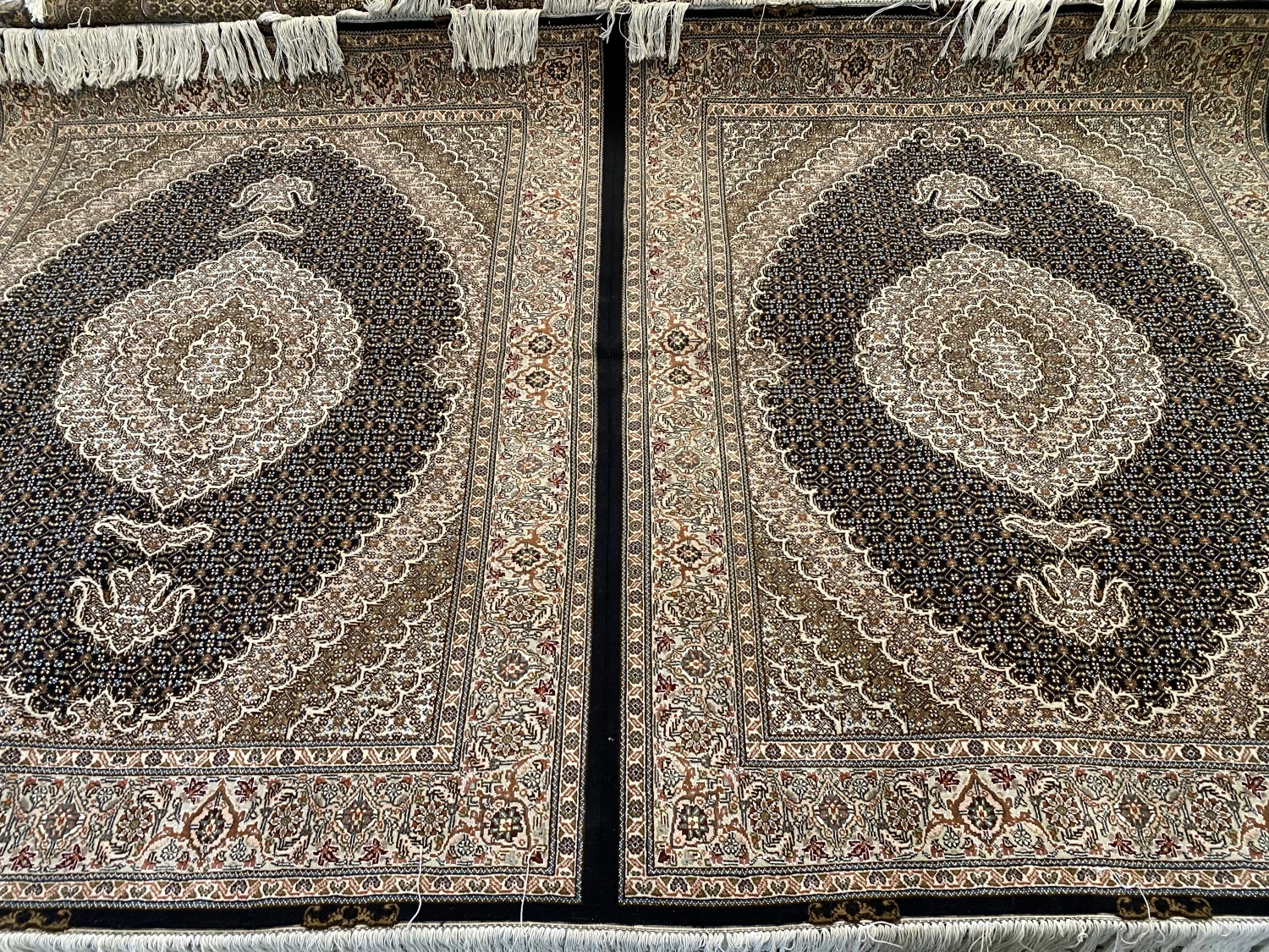 carpet-farshboom-3733792913