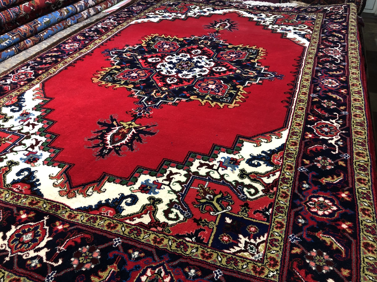 carpet-farshboom-3741593779