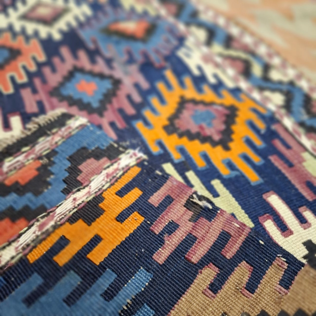 carpet-farshboom-3846311040
