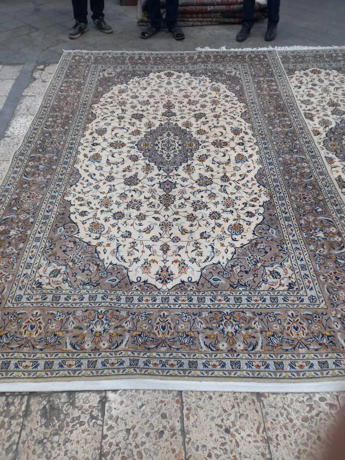 carpet-farshboom-3858165944
