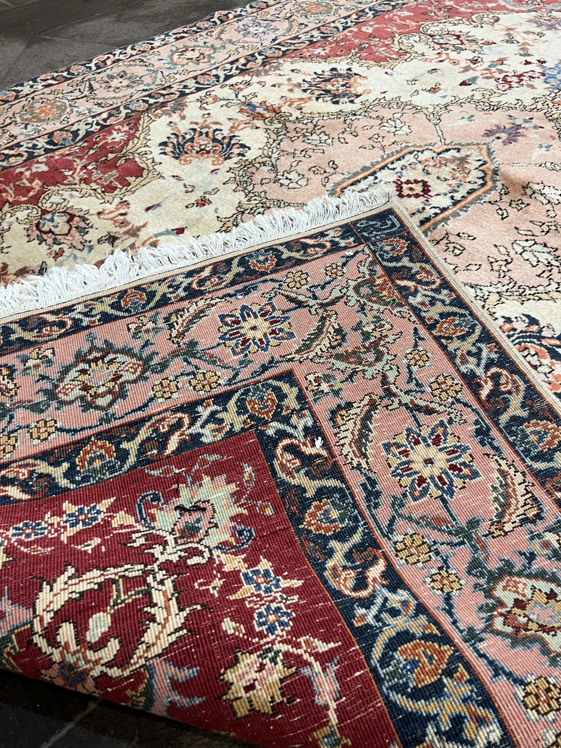 carpet-farshboom-3910404432